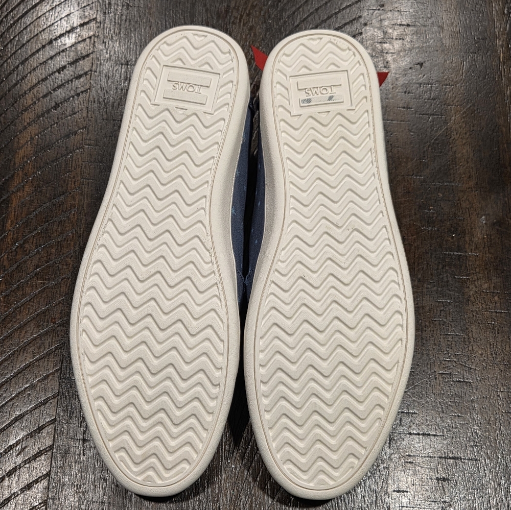 Snow White TOMS Limited Edition - Picture 9 of 14